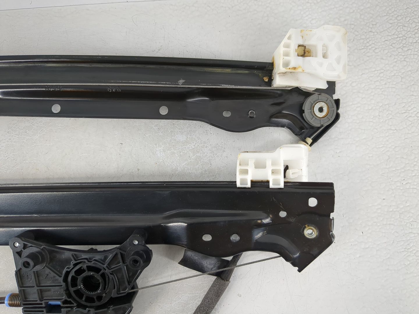 2011-2014 Dodge Avenger Used Window Regulator Passenger Front 1054830 - Oemusedautoparts1.com