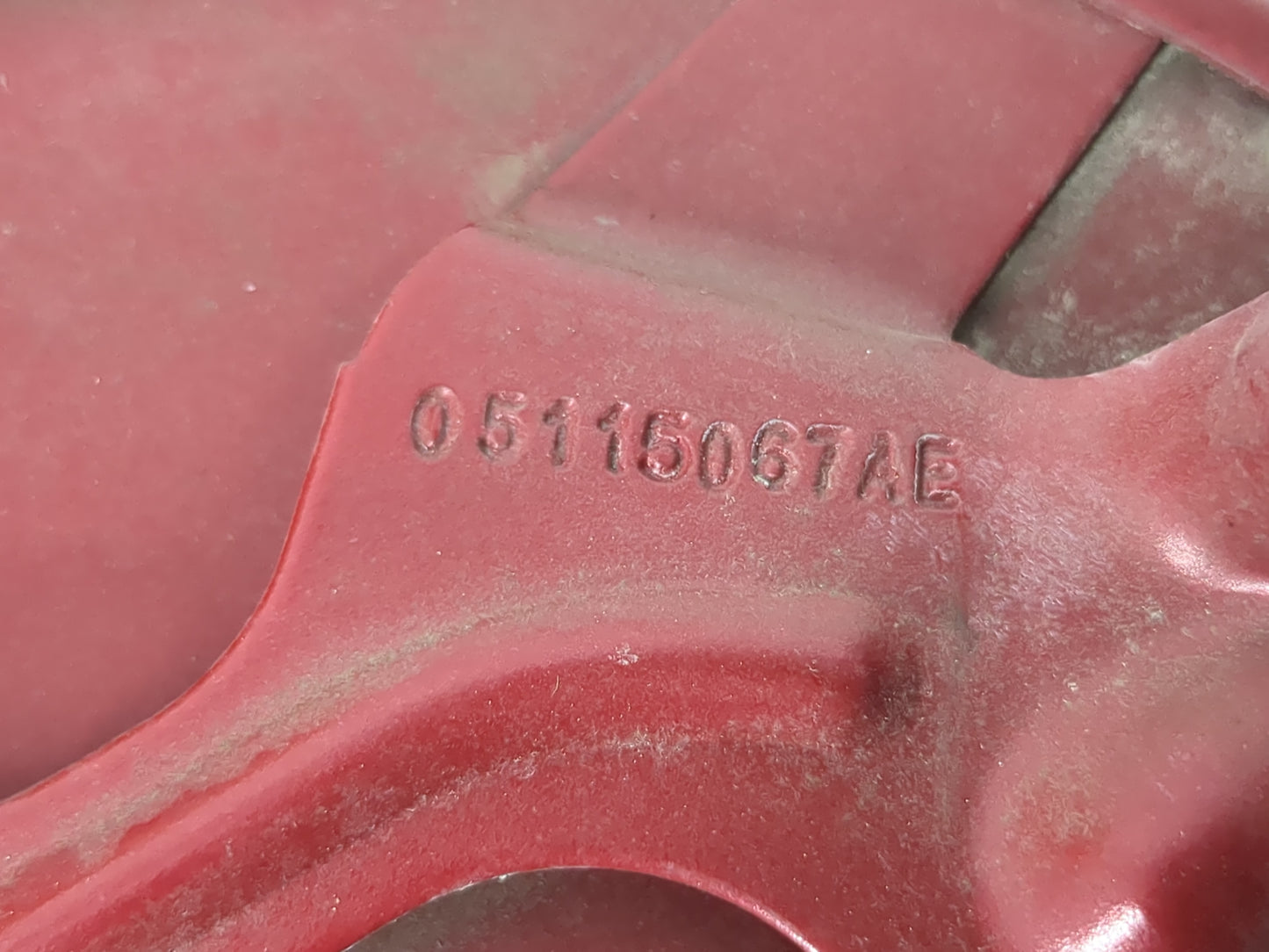2013 Dodge Avenger Fuel Tank Door Lid Gas Tank Red - Oemusedautoparts1.com