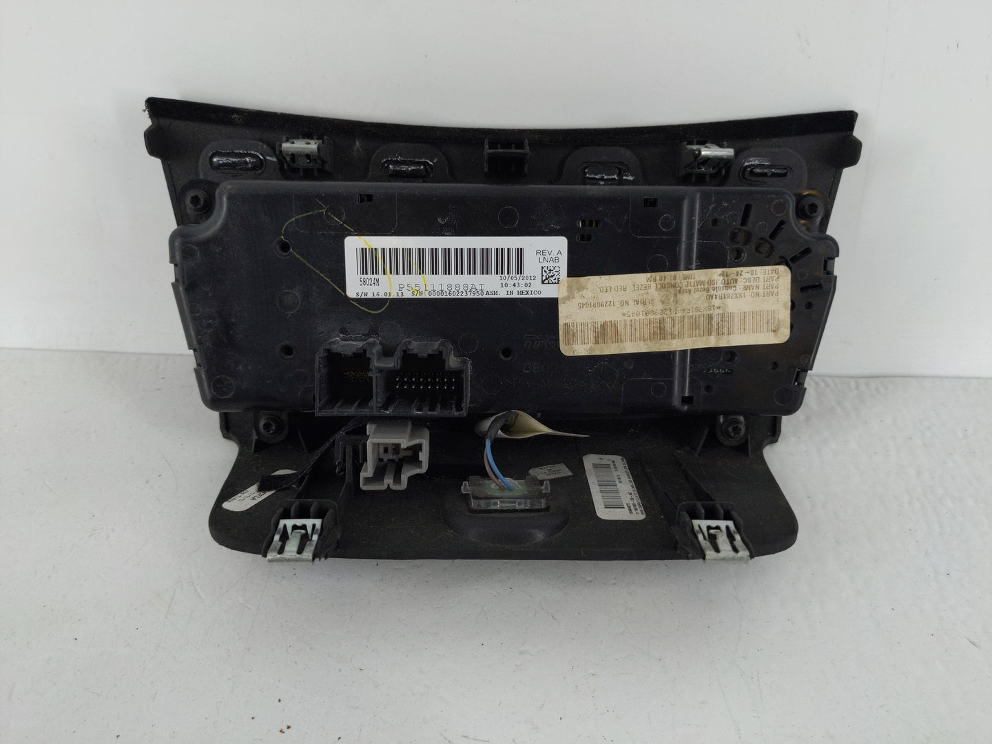 2013 Dodge Avenger Climate Control Module Temperature AC/Heater Replacement P/N:P55111888A Fits OEM Used Auto Parts - Oemuse