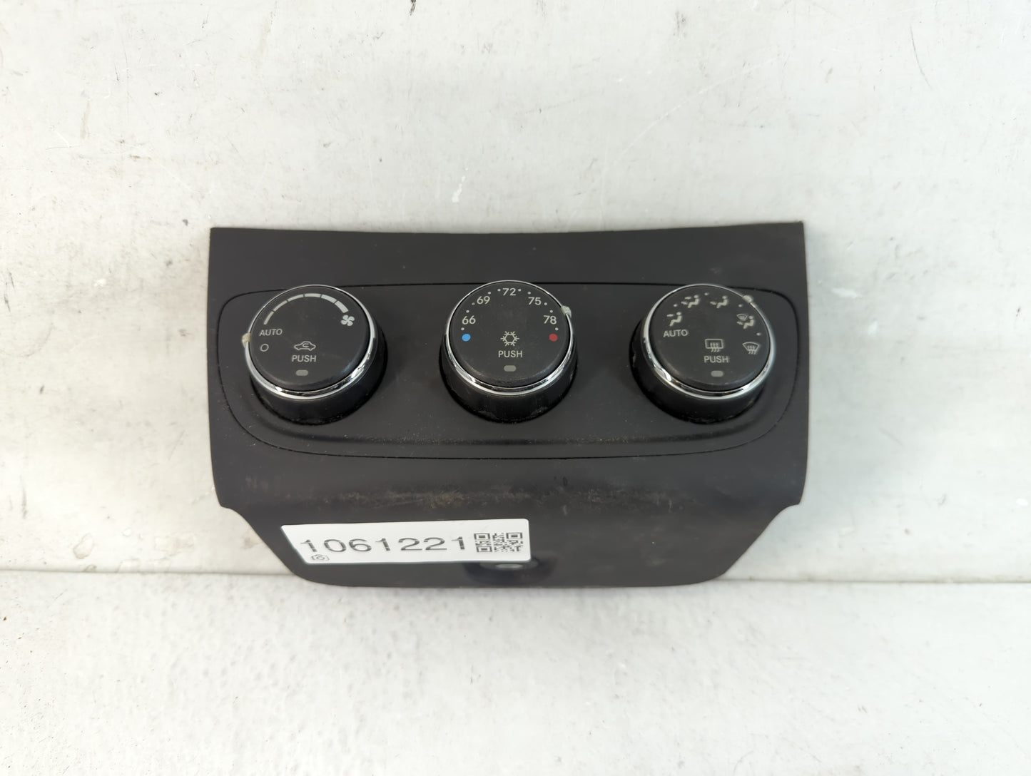 2010-2014 Dodge Avenger Climate Control Module Temperature AC/Heater Replacement P/N:1SX78DX9AD P55111949AF Fits OEM Used Au