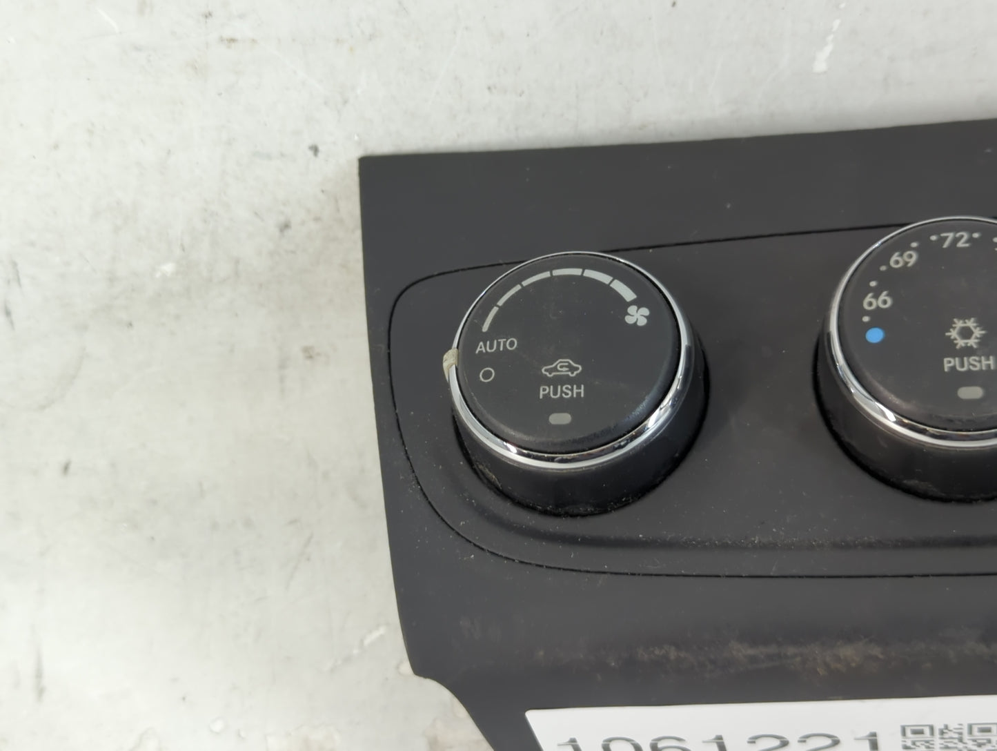 2010-2014 Dodge Avenger Climate Control Module Temperature AC/Heater Replacement P/N:1SX78DX9AD P55111949AF Fits OEM Used Au