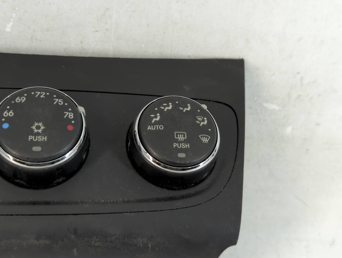 2010-2014 Dodge Avenger Climate Control Module Temperature AC/Heater Replacement P/N:1SX78DX9AD P55111949AF Fits OEM Used Au