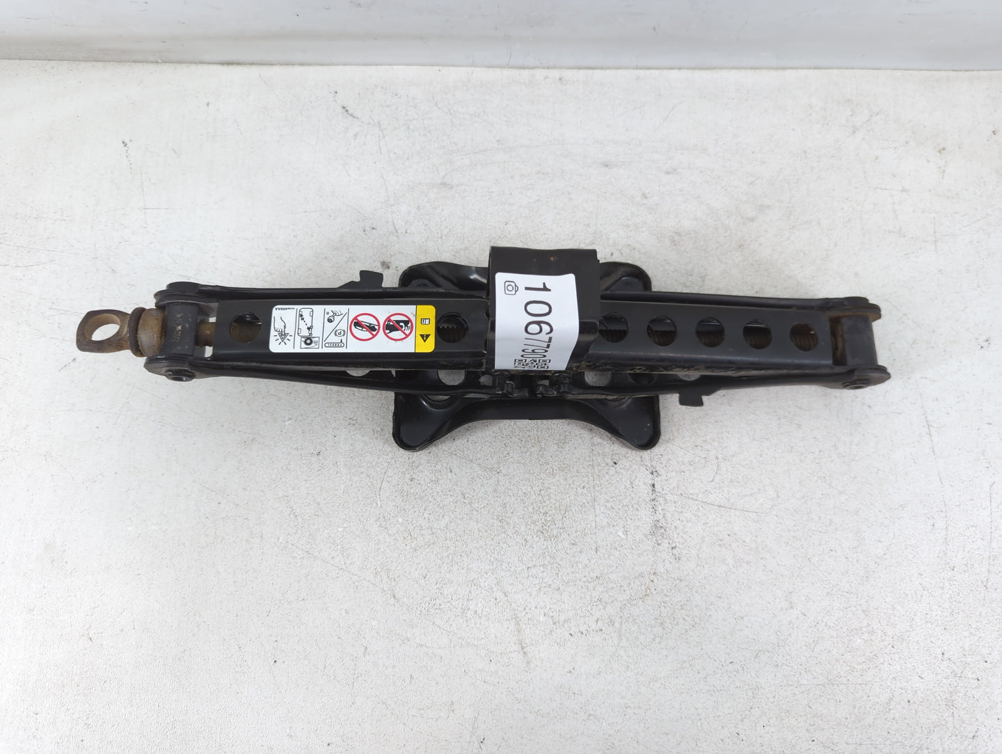 2013 Dodge Avenger Spare Scissor Car Jack - Oemusedautoparts1.com