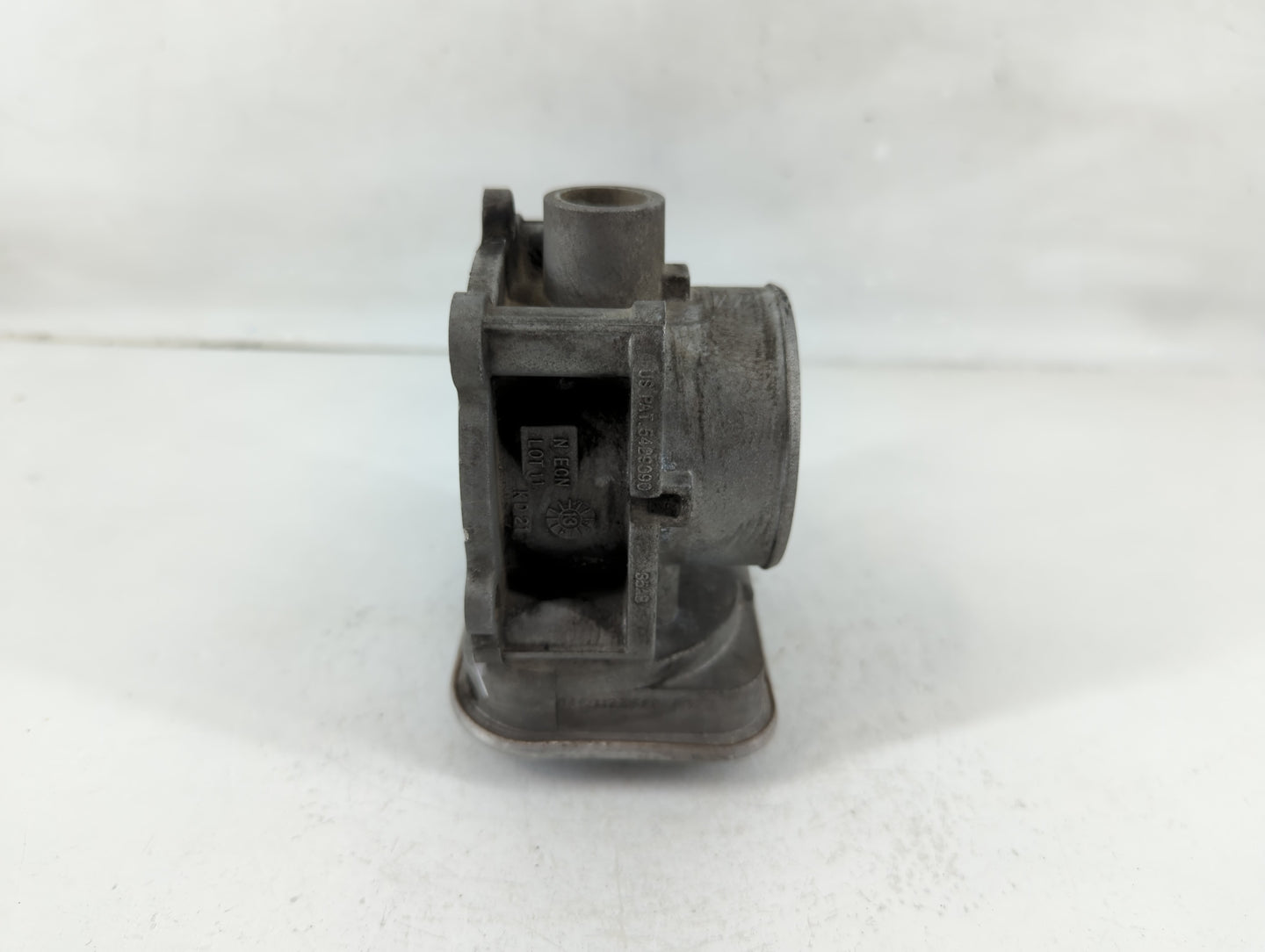 2008-2014 Dodge Avenger Throttle Body P/N:5429090 Fits Fits 2007 2008 2009 2010 2011 2012 2013 2014 2015 2016 2017 2018 OEM 