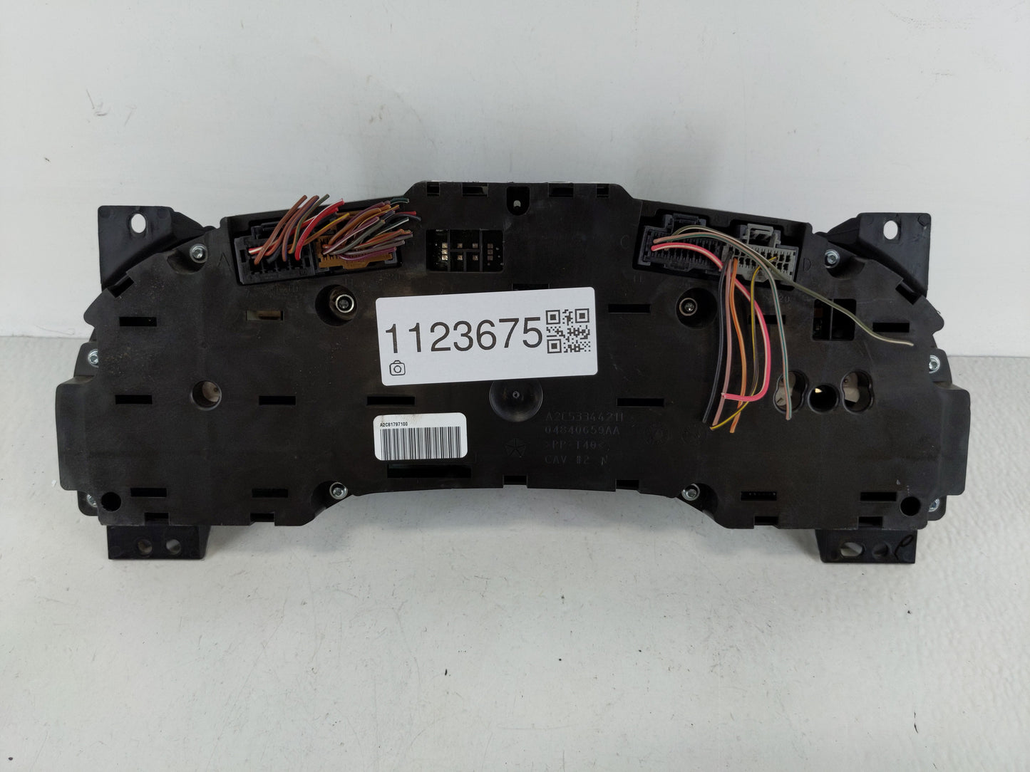 2011-2014 Dodge Avenger Instrument Cluster Speedometer Gauges P/N:P56046511AH Fits Fits 2011 2012 2013 2014 OEM Used Auto Pa