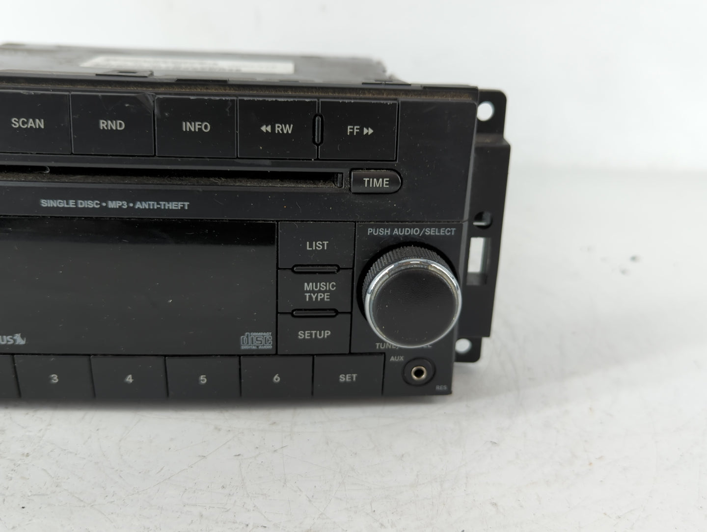 2013-2014 Dodge Avenger Radio AM FM Cd Player Receiver Replacement P/N:P05091163AC Fits Fits 2013 2014 OEM Used Auto Parts -