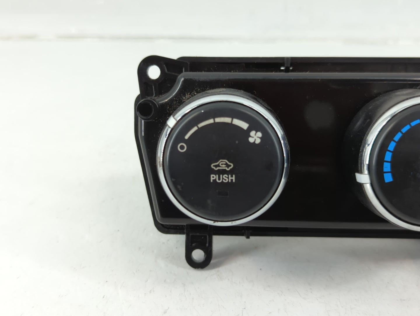 2010-2014 Dodge Avenger Climate Control Module Temperature AC/Heater Replacement Fits Fits 2010 2011 2012 2013 2014 OEM Used