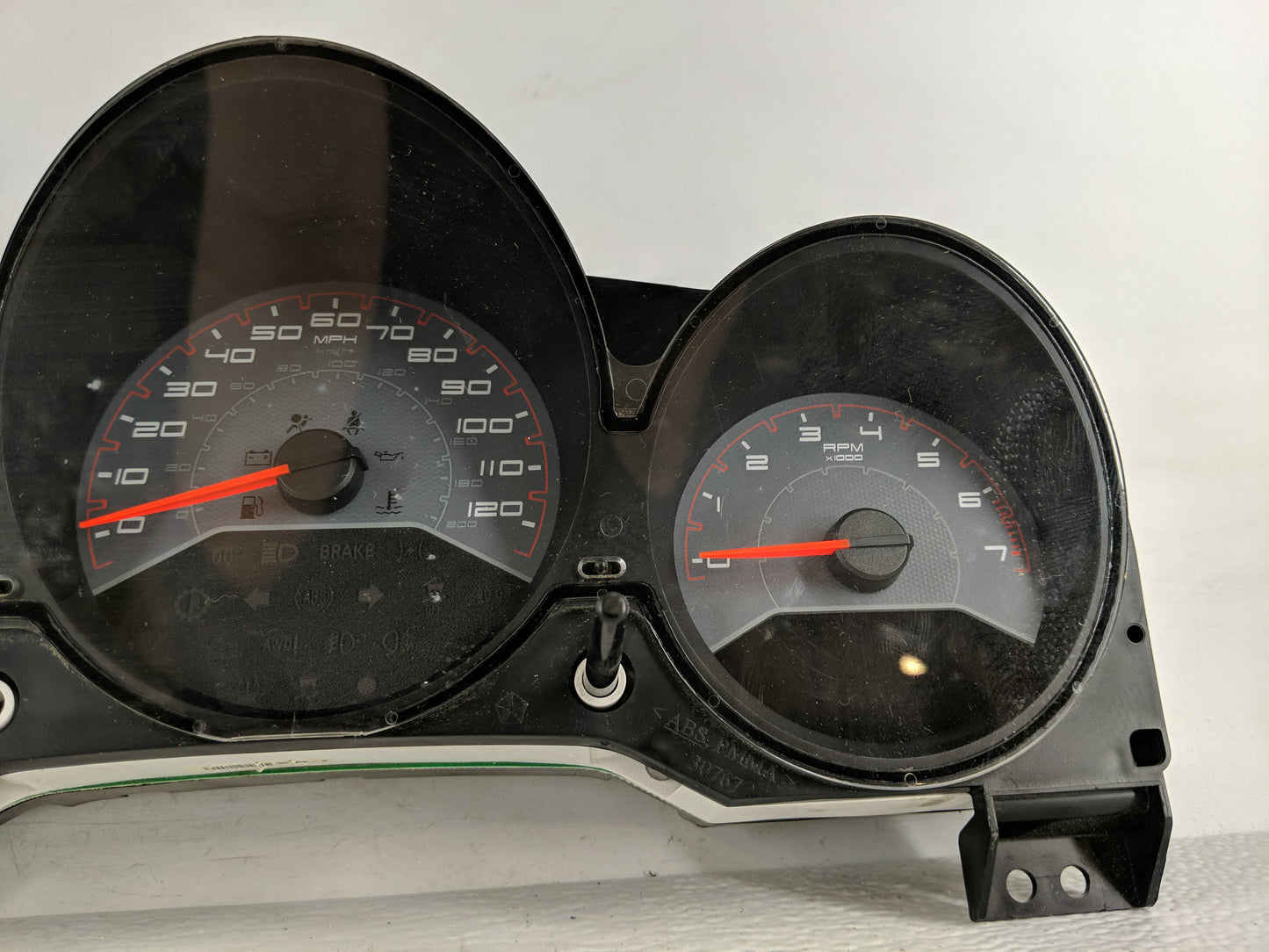 2011-2014 Dodge Avenger Instrument Cluster Speedometer Gauges P/N:P56046511AH Fits Fits 2011 2012 2013 2014 OEM Used Auto Pa