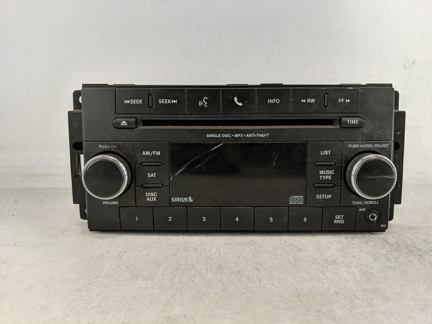2013-2014 Dodge Avenger Radio AM FM Cd Player Receiver Replacement P/N:P05091197AC Fits Fits 2013 2014 OEM Used Auto Parts -