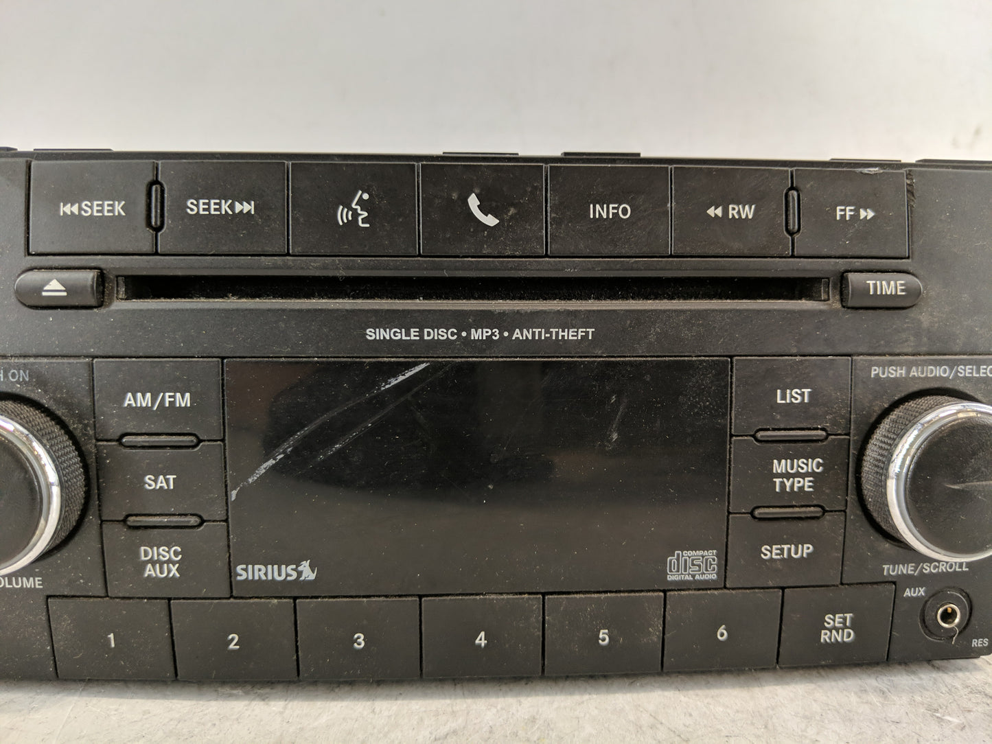 2013-2014 Dodge Avenger Radio AM FM Cd Player Receiver Replacement P/N:P05091197AC Fits Fits 2013 2014 OEM Used Auto Parts -
