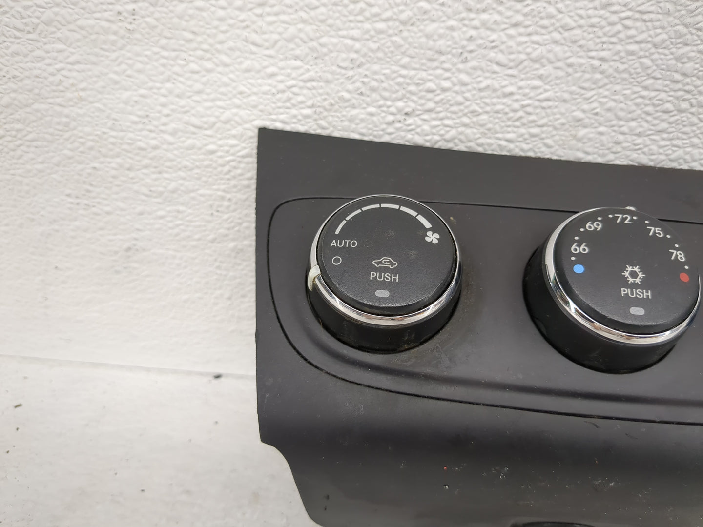 2008-2014 Dodge Avenger Climate Control Module Temperature AC/Heater Replacement P/N:P55111888AT Fits OEM Used Auto Parts - 