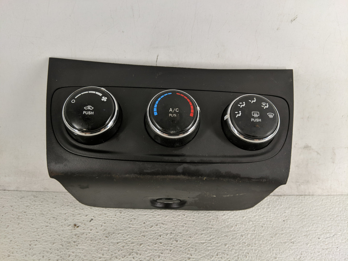 2010-2014 Dodge Avenger Climate Control Module Temperature AC/Heater Replacement P/N:1119676X-06-AC 22832713 Fits OEM Used A