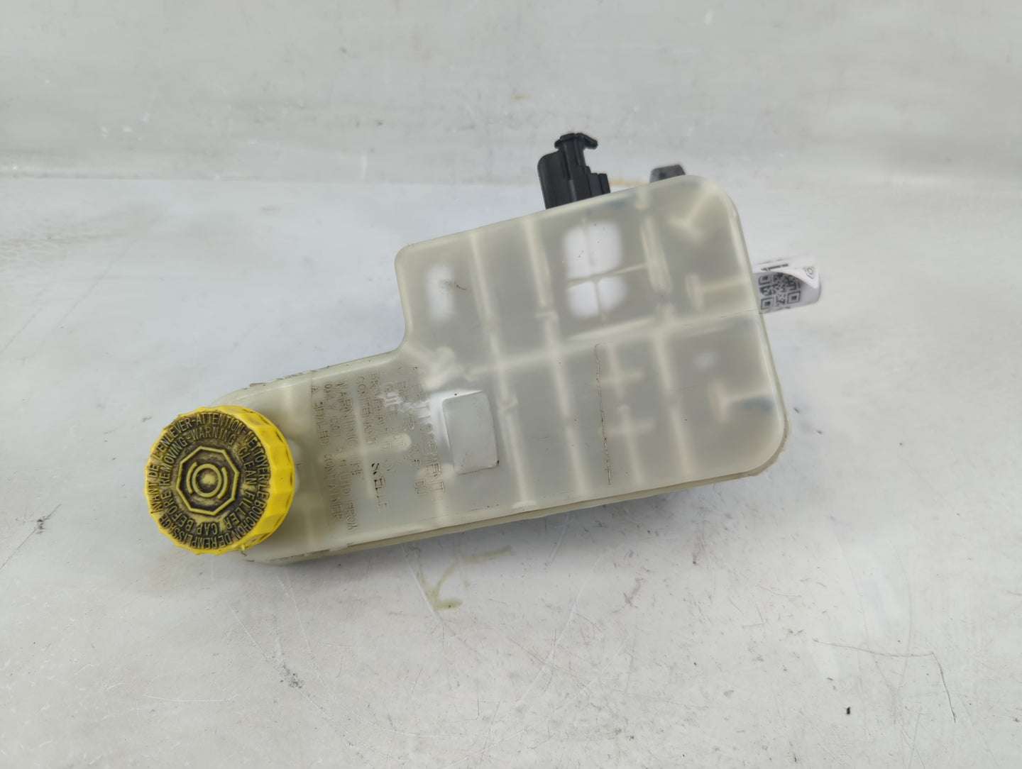 2008-2014 Dodge Avenger Brake Master Cylinder - Oemusedautoparts1.com