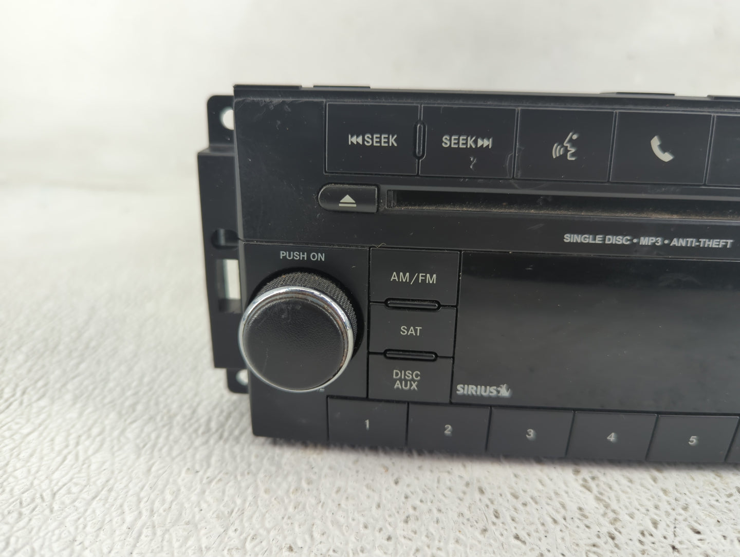 2013-2014 Dodge Avenger Radio AM FM Cd Player Receiver Replacement P/N:P05091197AB Fits Fits 2013 2014 OEM Used Auto Parts -