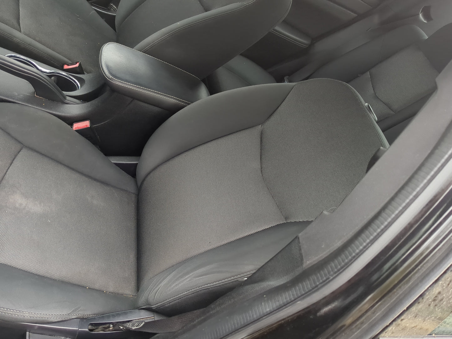 2011-2014 Dodge Avenger Driver Front Seat Oem 1200685 - Oemusedautoparts1.com