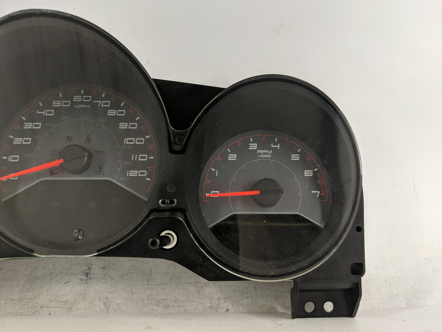 2011-2014 Dodge Avenger Instrument Cluster Speedometer Gauges P/N:P56046511AH Fits Fits 2011 2012 2013 2014 OEM Used Auto Pa