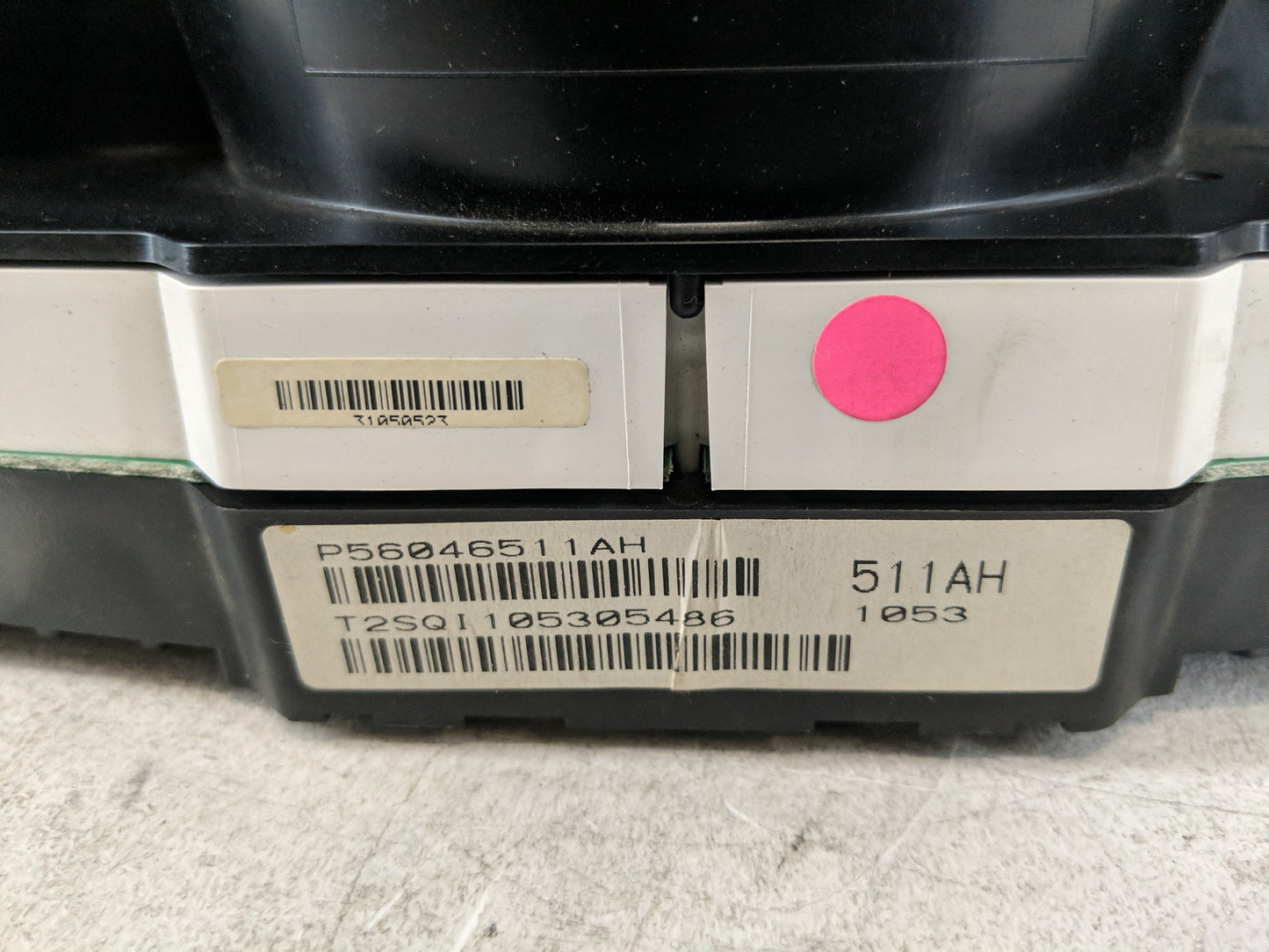 2011-2014 Dodge Avenger Instrument Cluster Speedometer Gauges P/N:P56046511AH Fits Fits 2011 2012 2013 2014 OEM Used Auto Pa
