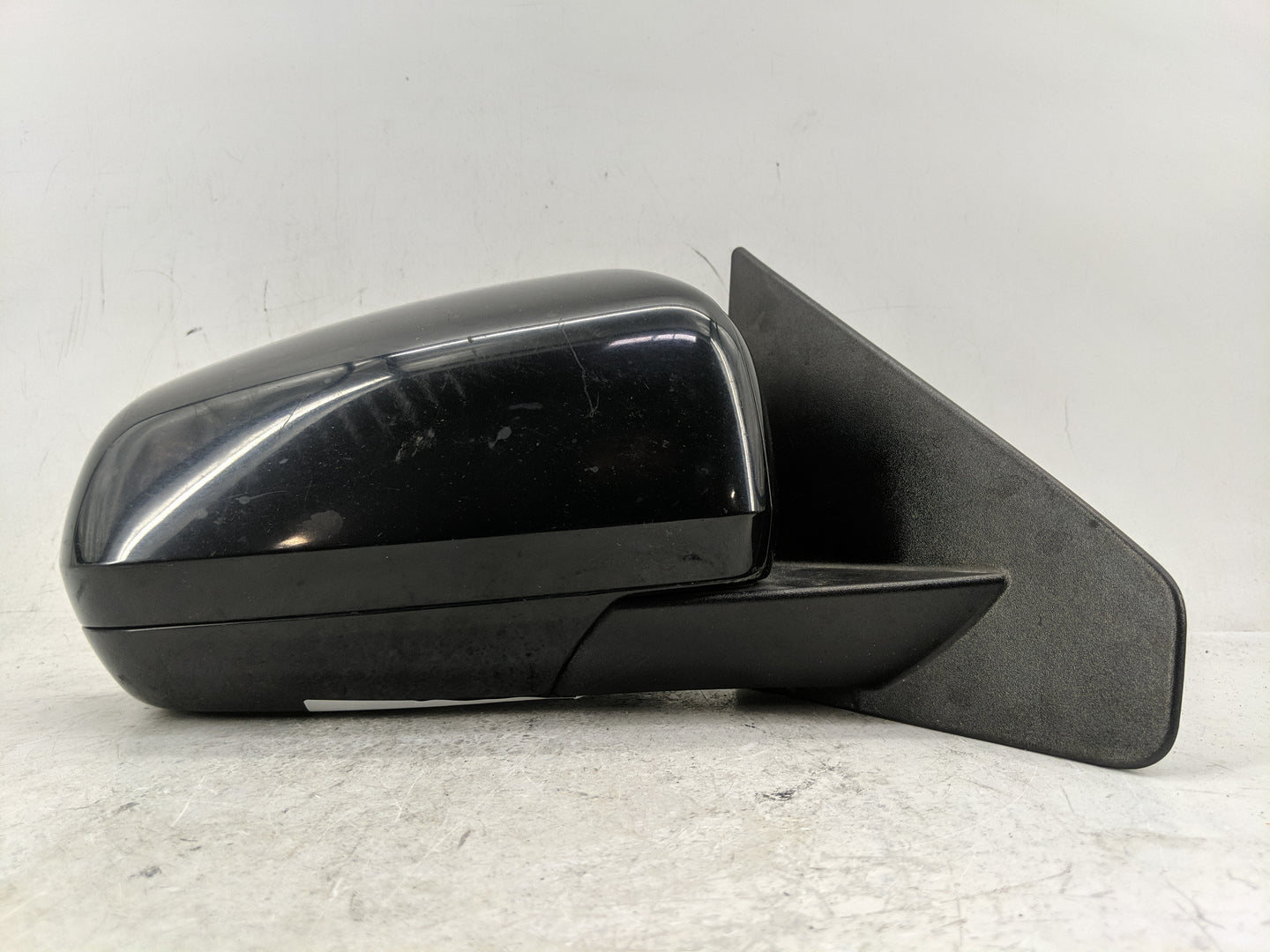 2013-2014 Dodge Avenger Passenger Right Side View Manual Door Mirror - Oemusedautoparts1.com
