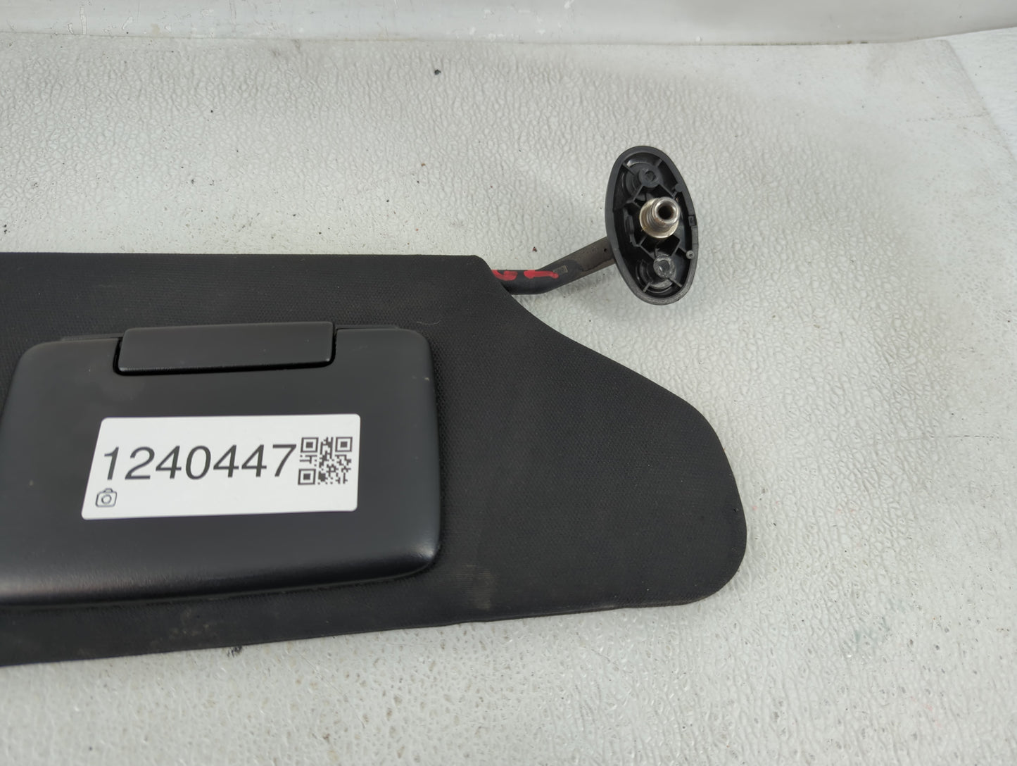 2013 Dodge Avenger Sun Visor Shade Replacement Passenger Right Mirror Fits OEM Used Auto Parts - Oemusedautoparts1.com
