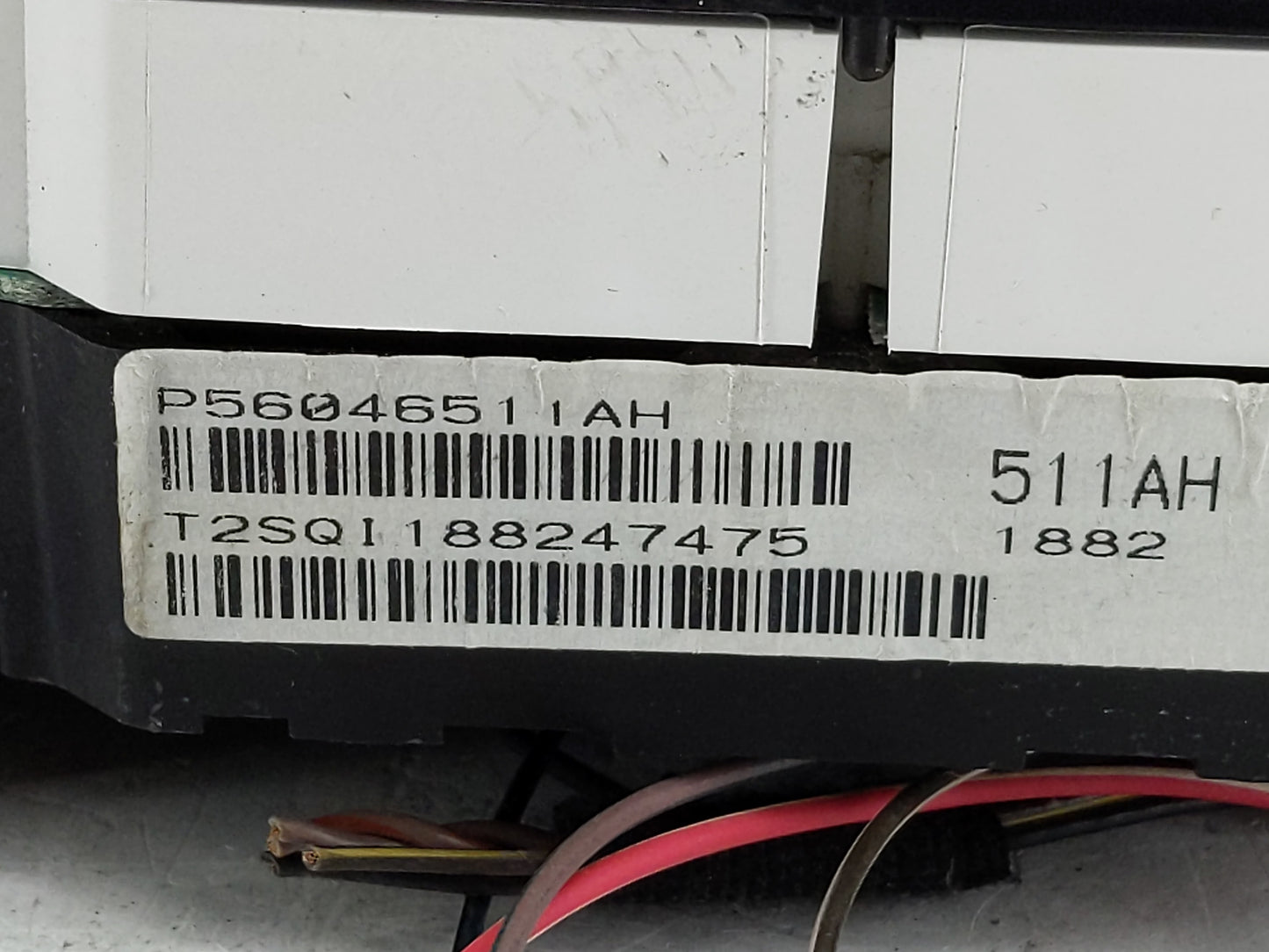 2011-2014 Dodge Avenger Instrument Cluster Speedometer Gauges P/N:P56046511AH Fits Fits 2011 2012 2013 2014 OEM Used Auto Pa