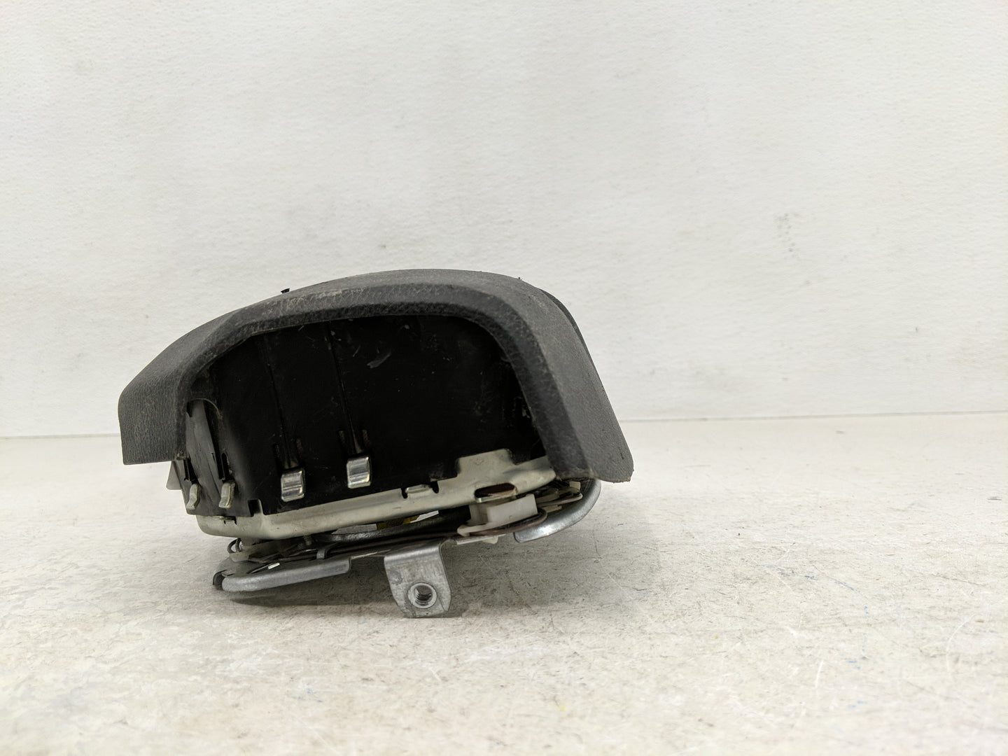 2011-2014 Dodge Avenger Air Bag Driver Left Steering Wheel Mounted Fits Fits 2011 2012 2013 2014 OEM Used Auto Parts - Oemus