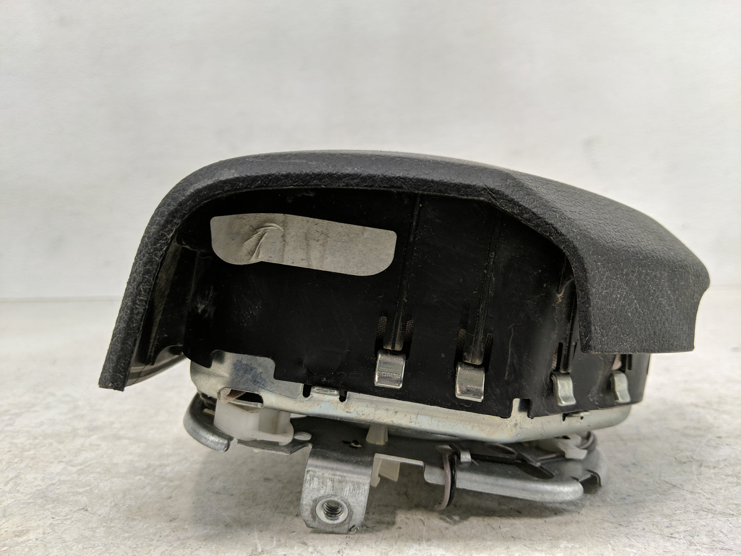2011-2014 Dodge Avenger Air Bag Driver Left Steering Wheel Mounted Fits Fits 2011 2012 2013 2014 OEM Used Auto Parts - Oemus
