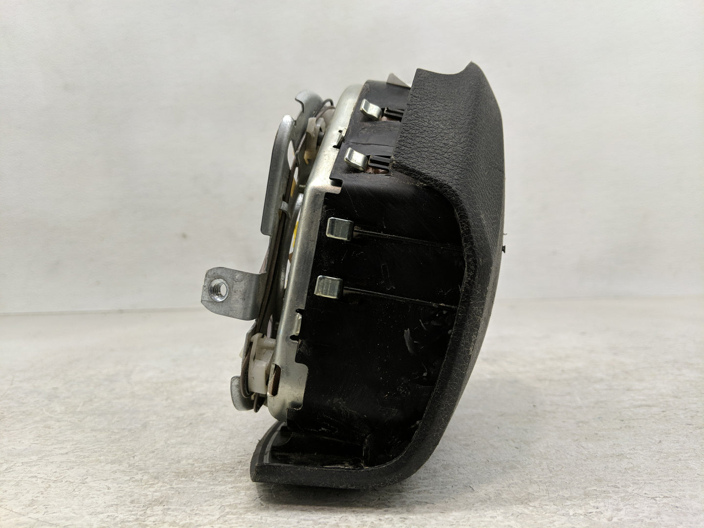 2011-2014 Dodge Avenger Air Bag Driver Left Steering Wheel Mounted Fits Fits 2011 2012 2013 2014 OEM Used Auto Parts - Oemus