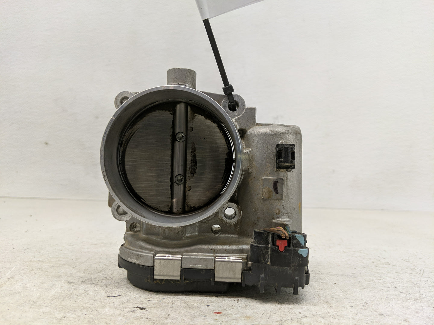 2011-2014 Dodge Avenger Throttle Body P/N:05184349AC 0 280 750 570 Fits OEM Used Auto Parts - Oemusedautoparts1.com