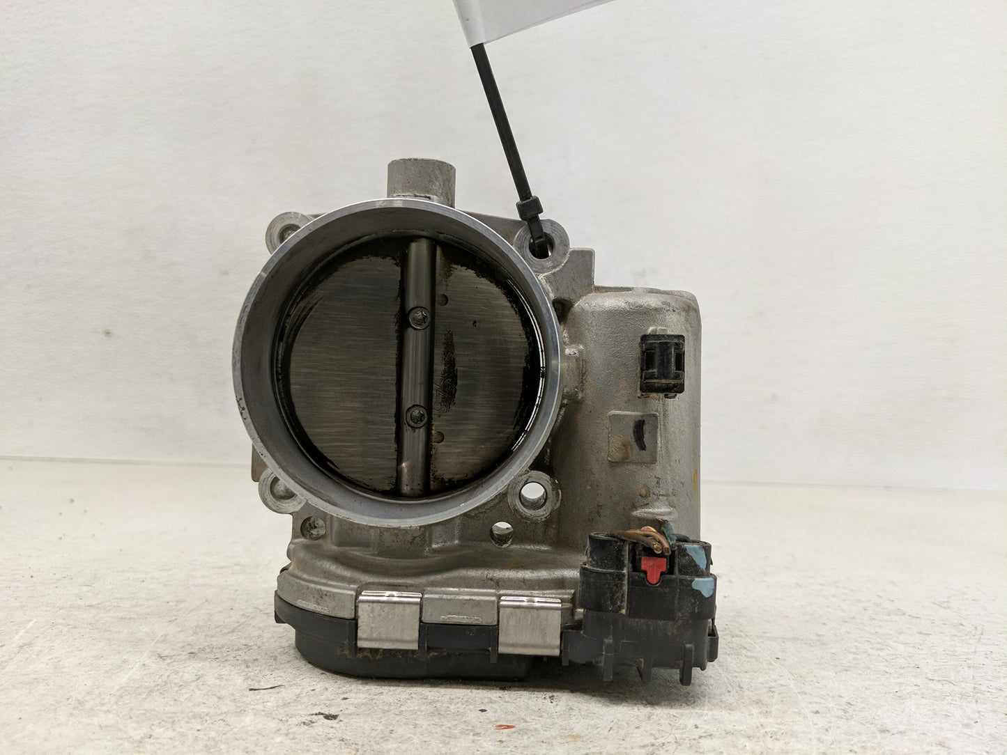 2011-2014 Dodge Avenger Throttle Body P/N:05184349AC 0 280 750 570 Fits OEM Used Auto Parts - Oemusedautoparts1.com