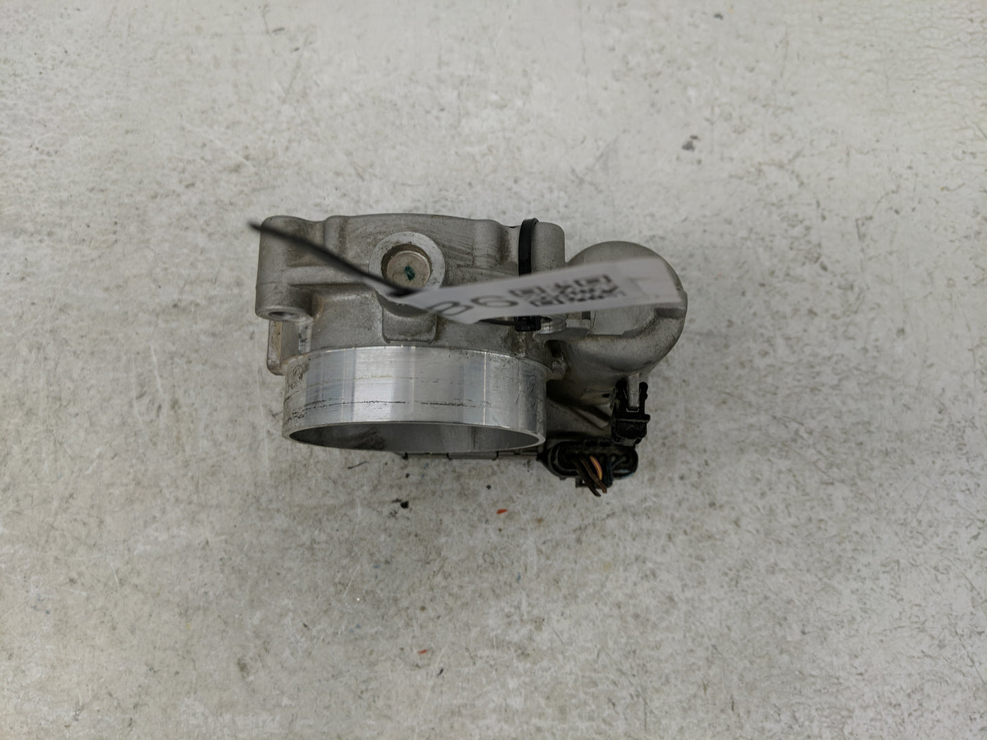 2011-2014 Dodge Avenger Throttle Body P/N:05184349AC 0 280 750 570 Fits OEM Used Auto Parts - Oemusedautoparts1.com