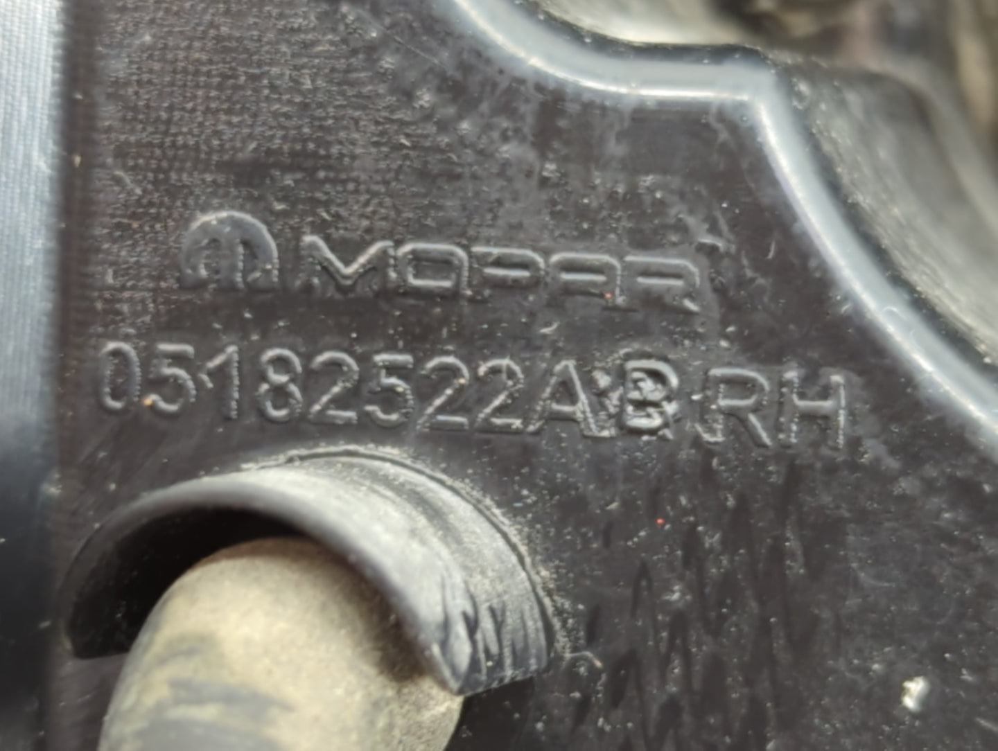 2011-2014 Dodge Avenger Tail Light Assembly Passenger Right OEM P/N:05182522AB Fits Fits 2011 2012 2013 2014 OEM Used Auto P