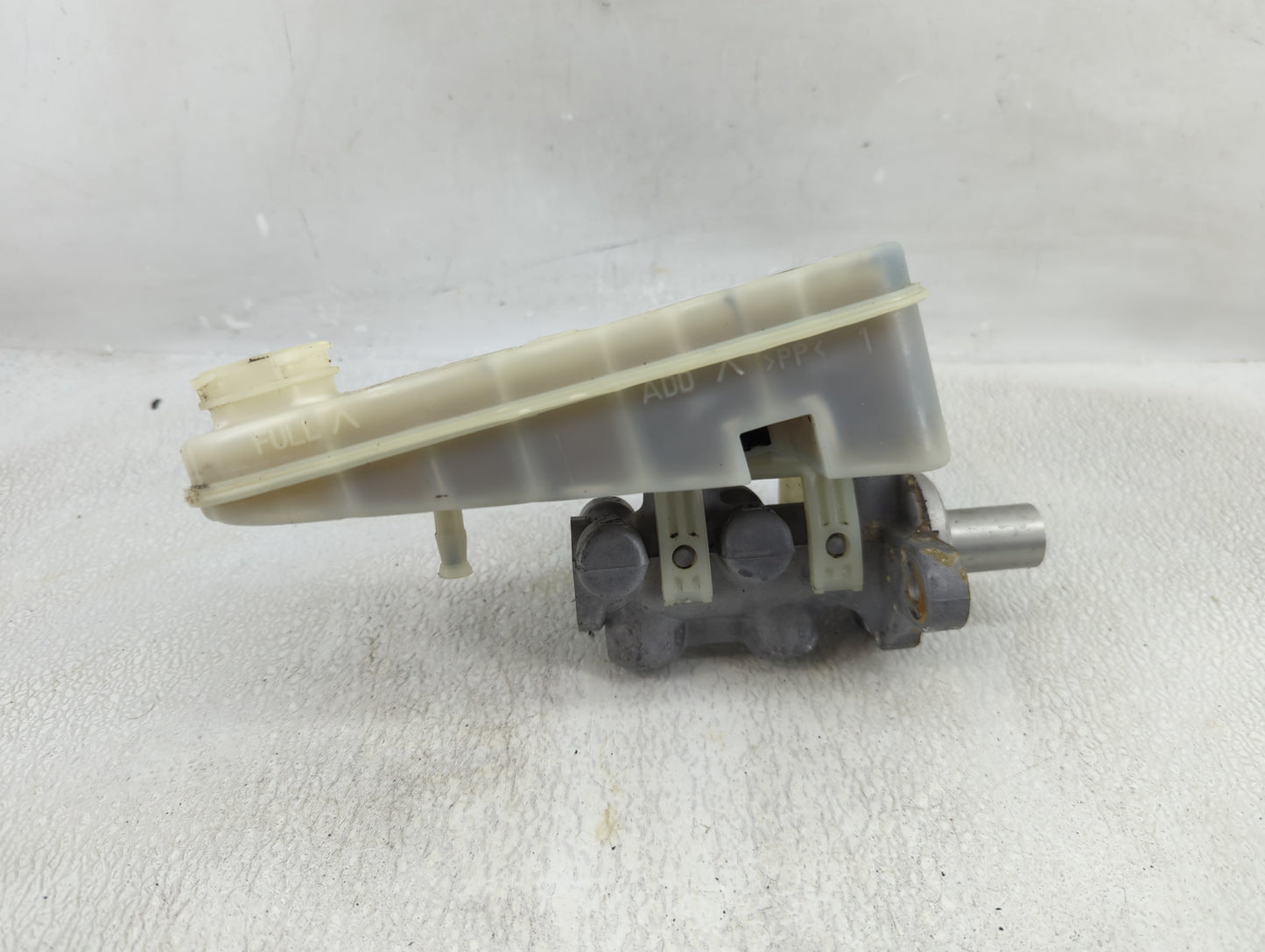 2008-2014 Dodge Avenger Brake Master Cylinder - Oemusedautoparts1.com