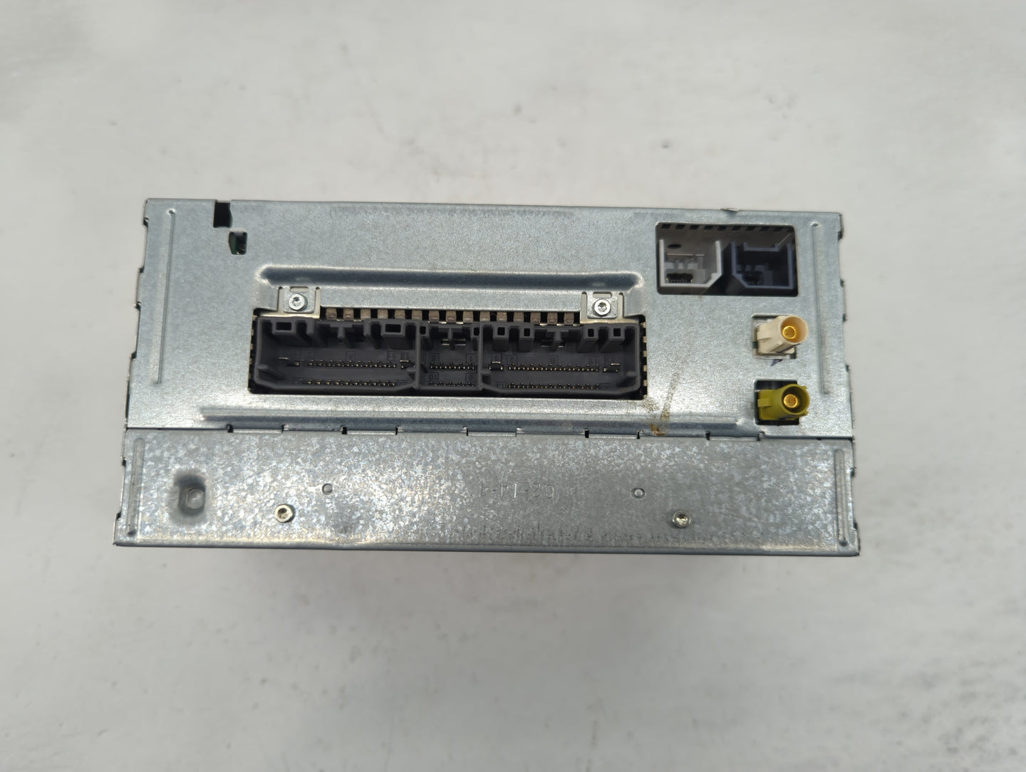 2013 Dodge Avenger Radio AM FM Cd Player Receiver Replacement P/N:P68092001AE P05091656AE Fits OEM Used Auto Parts - Oemused
