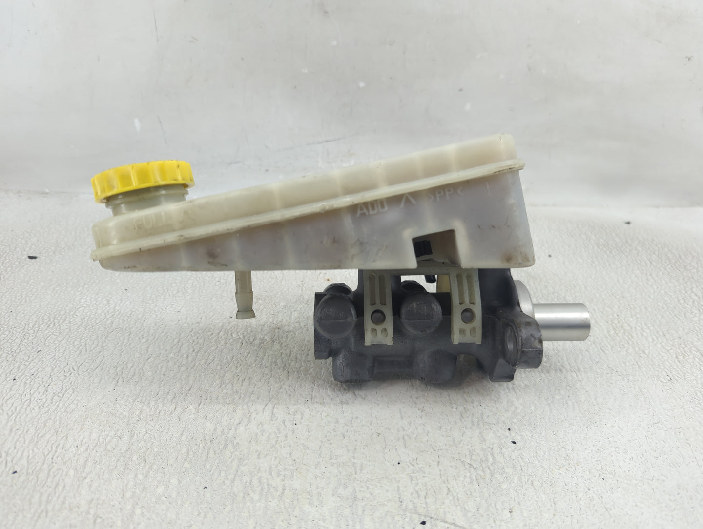 2008-2014 Dodge Avenger Brake Master Cylinder - Oemusedautoparts1.com