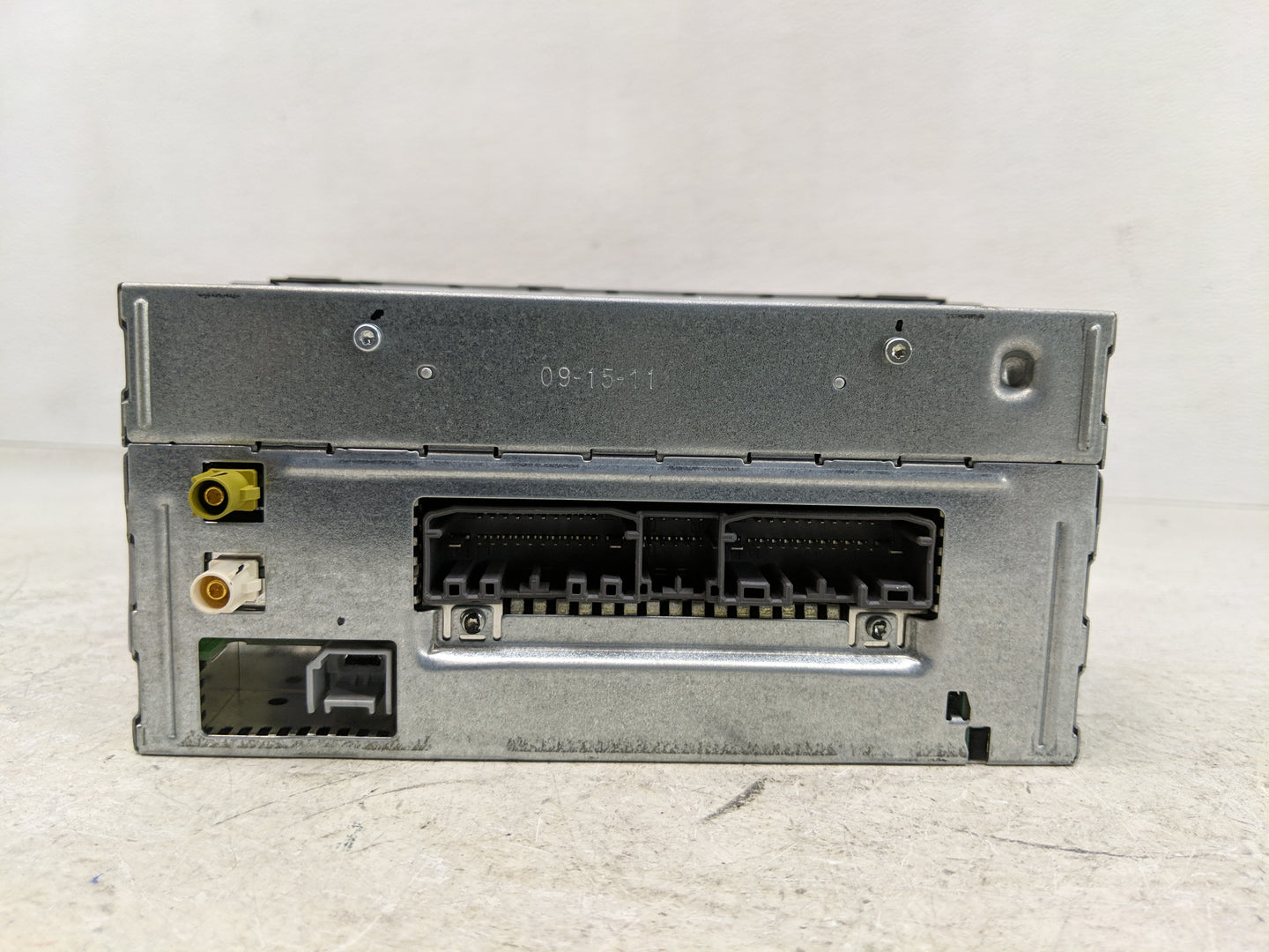 2013 Dodge Avenger Radio AM FM Cd Player Receiver Replacement P/N:P68092001AE P05091656AE Fits OEM Used Auto Parts - Oemused