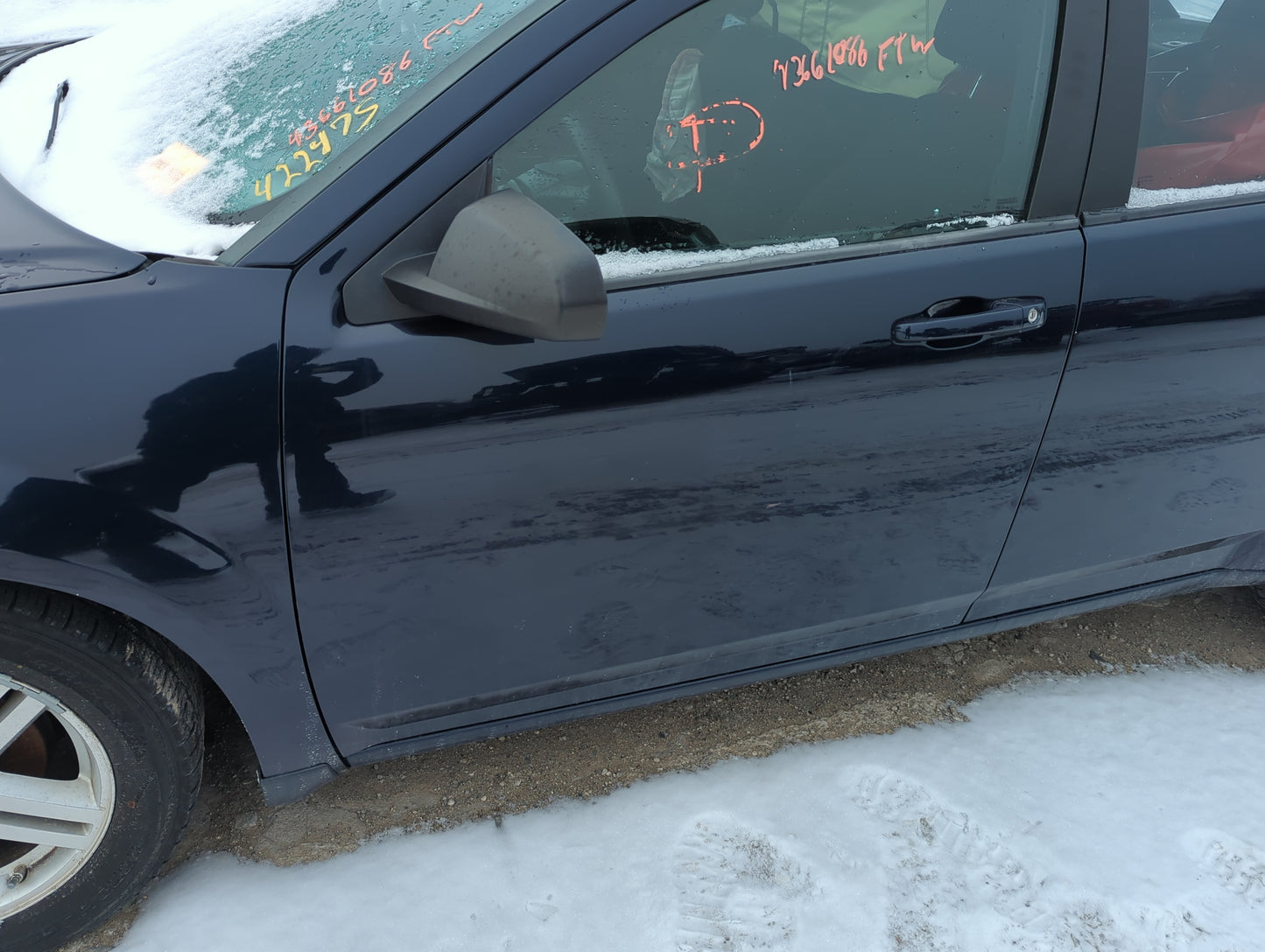 2011-2014 Dodge Avenger Driver Front Door Oem 1312252 - Oemusedautoparts1.com
