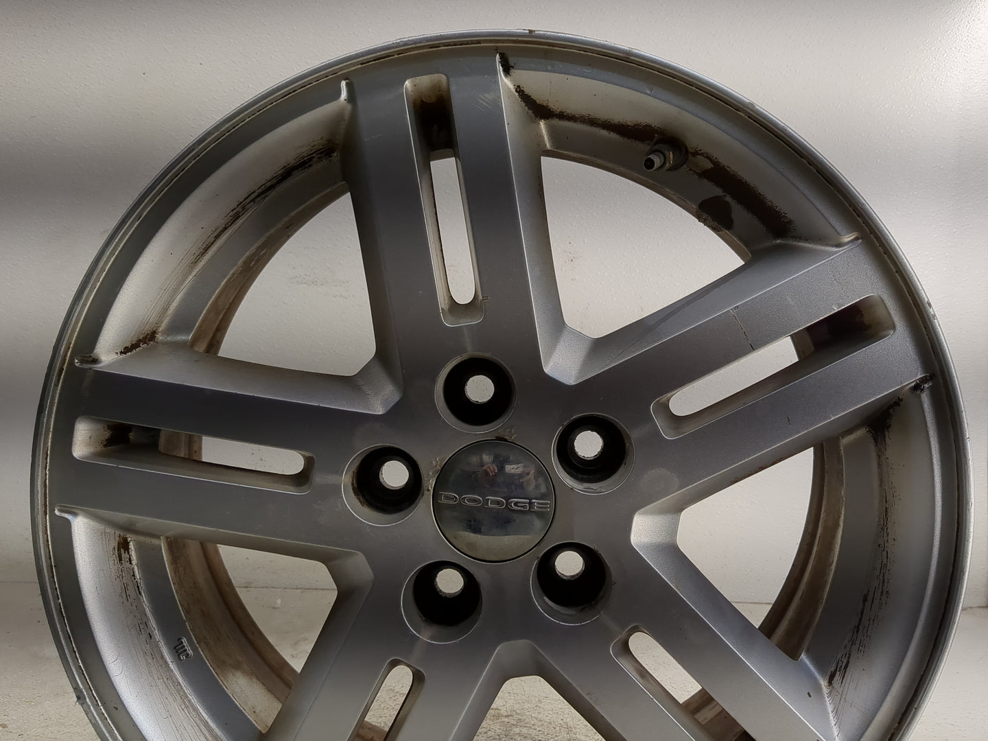 2011-2014 Dodge Avenger Oem Wheel Rim - Oemusedautoparts1.com