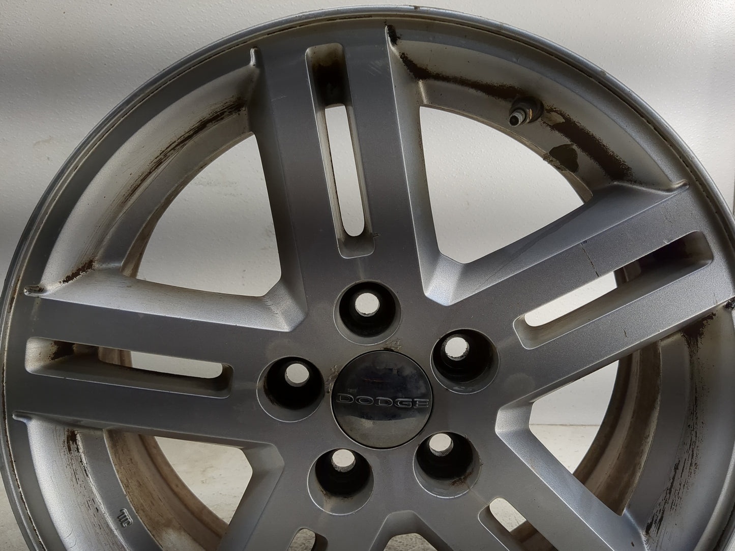 2011-2014 Dodge Avenger Oem Wheel Rim - Oemusedautoparts1.com