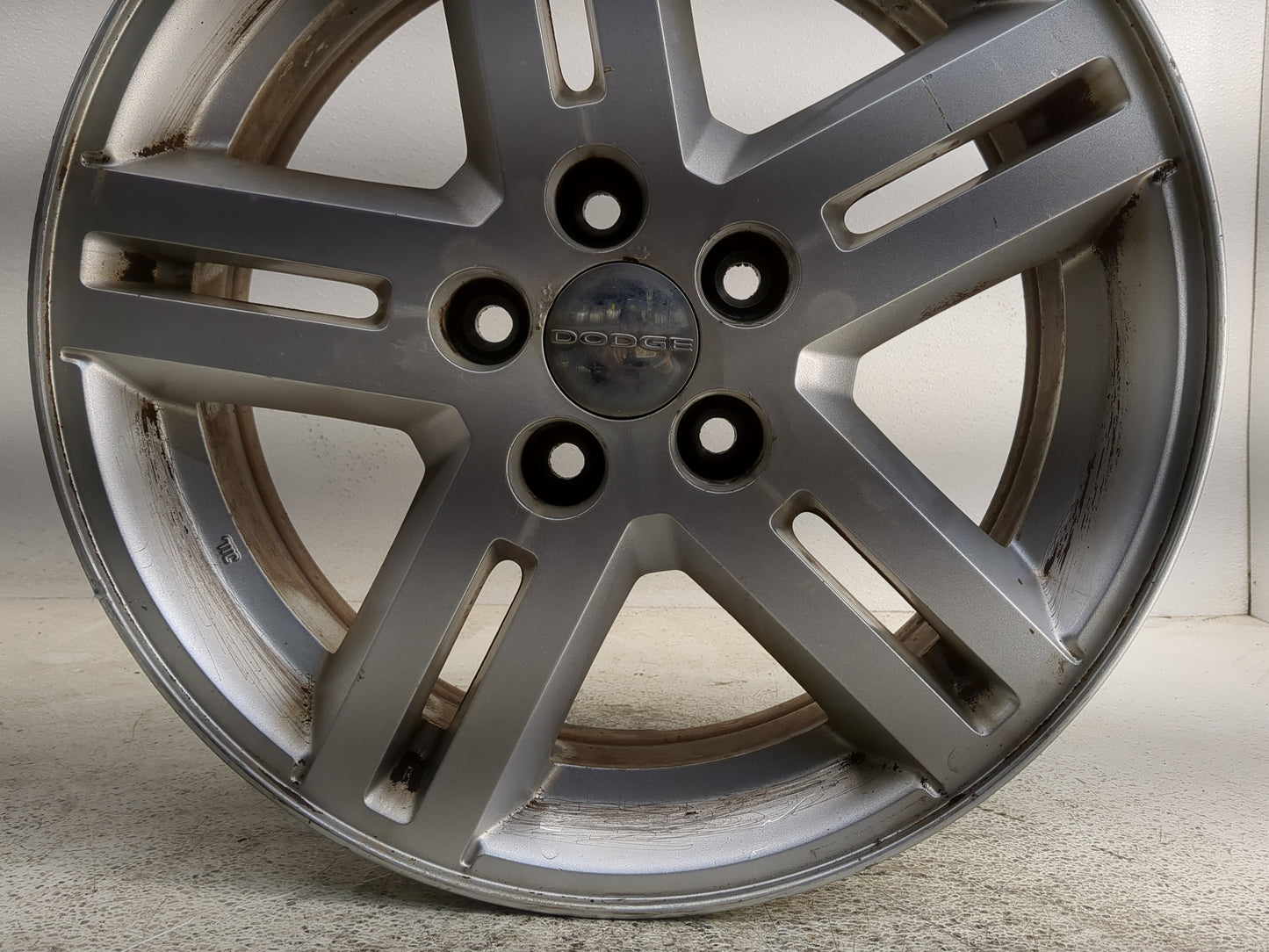 2011-2014 Dodge Avenger Oem Wheel Rim - Oemusedautoparts1.com