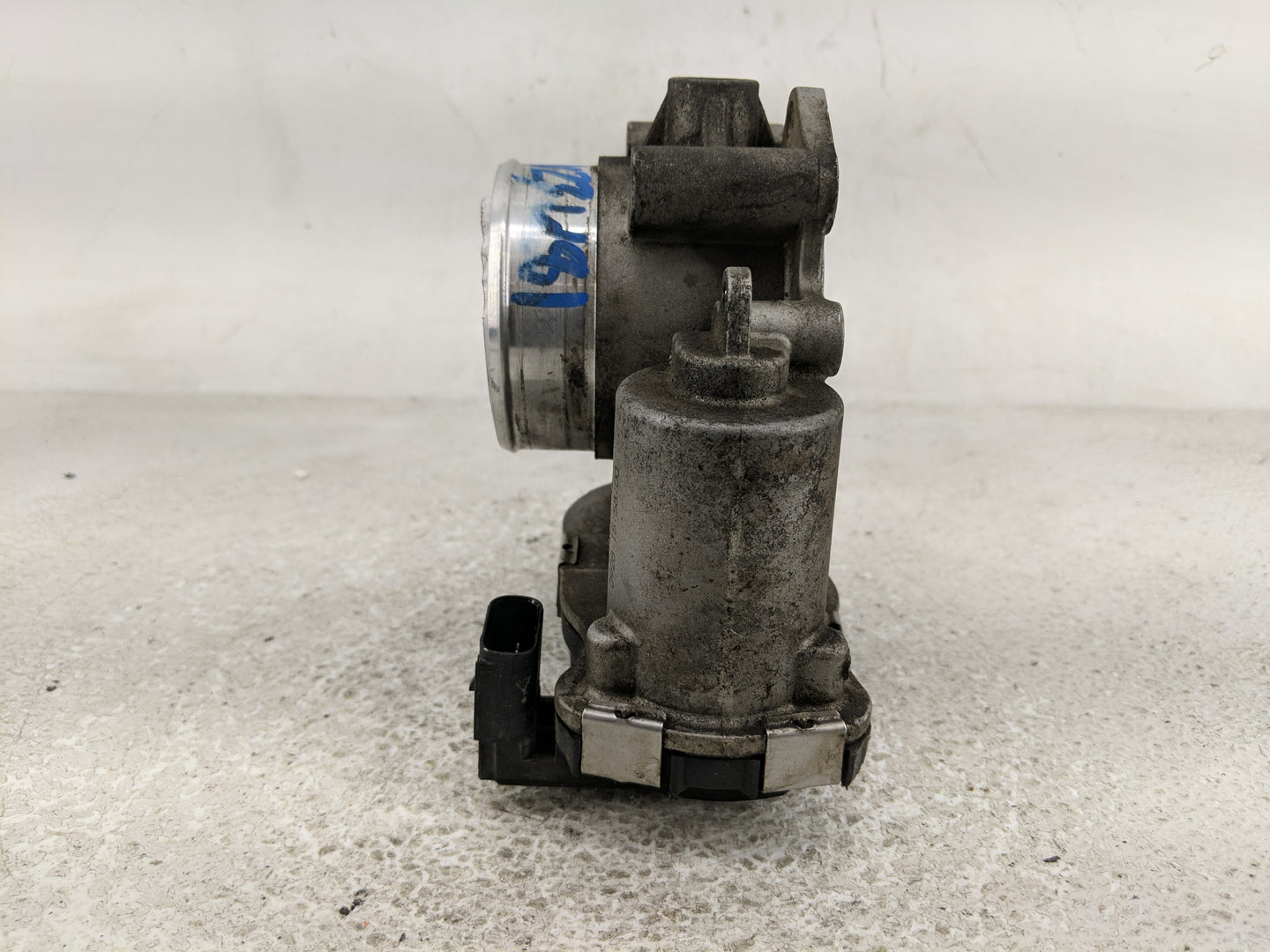 2008-2014 Dodge Avenger Throttle Body P/N:68366012AA Fits Fits 2007 2008 2009 2010 2011 2012 2013 2014 2015 2016 2017 2018 O