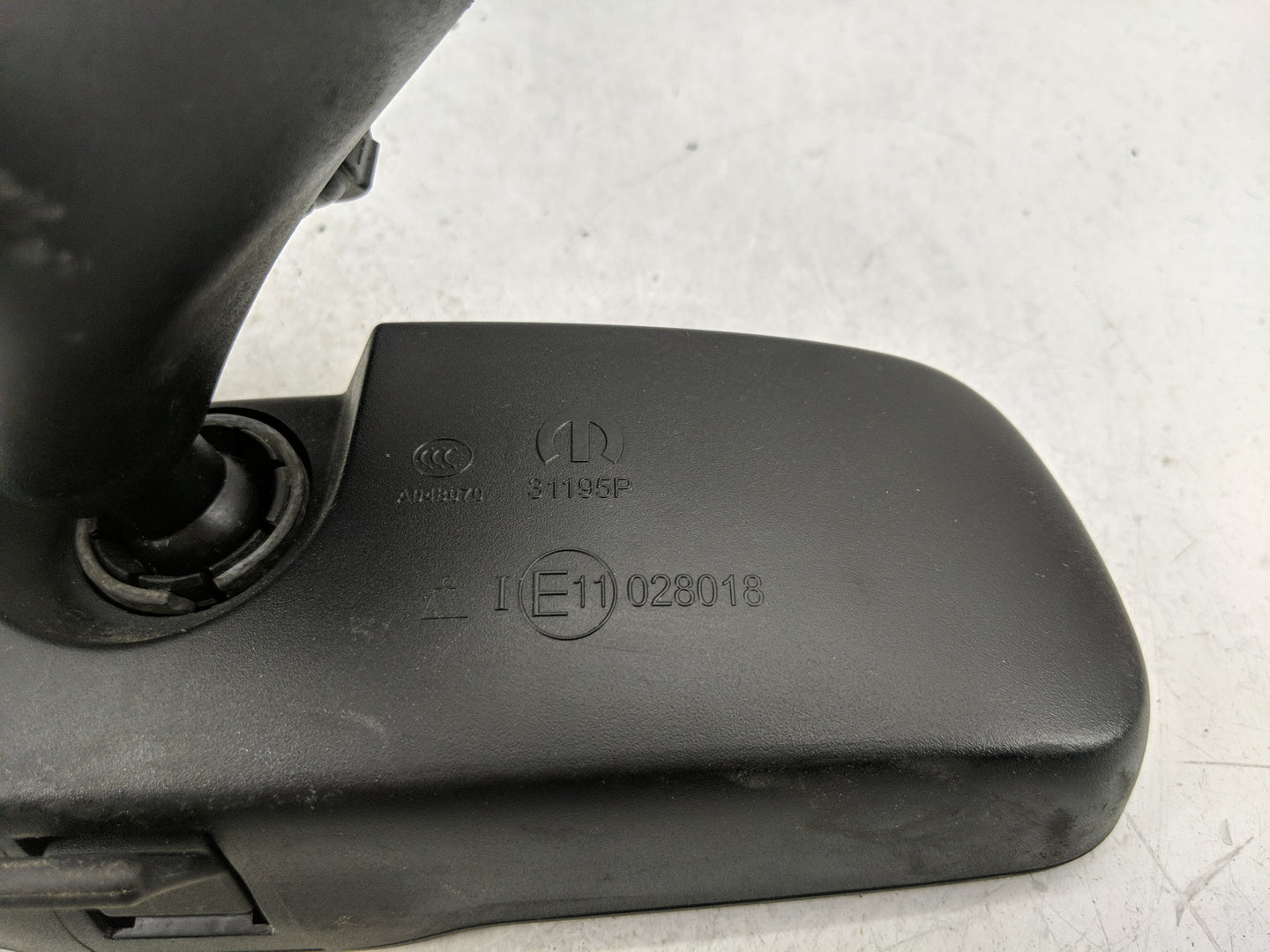 2008-2014 Dodge Avenger Interior Rear View Mirror Replacement OEM P/N:A048070 Fits OEM Used Auto Parts - Oemusedautoparts1.c