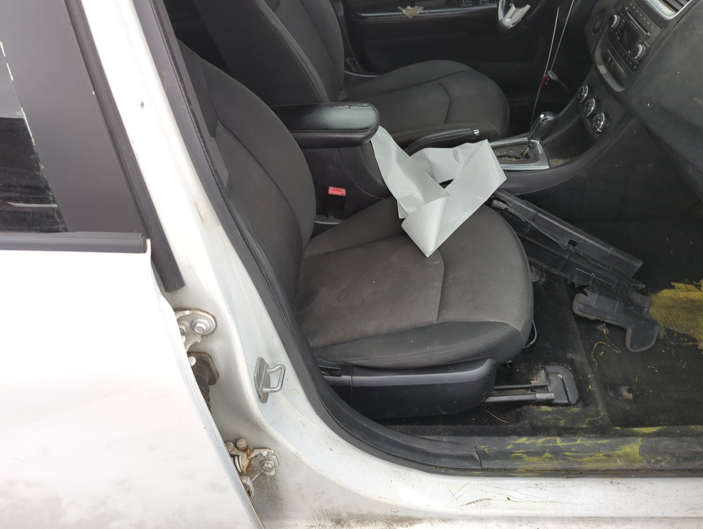 2011-2014 Dodge Avenger Passenger Front Seat Oem 1315627 - Oemusedautoparts1.com