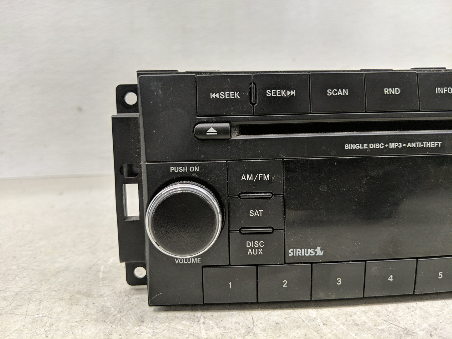 2013-2014 Dodge Avenger Radio AM FM Cd Player Receiver Replacement P/N:P05091163AC Fits Fits 2013 2014 OEM Used Auto Parts -