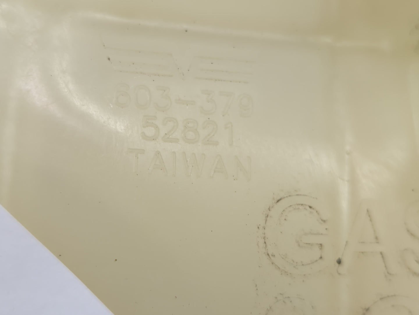 2011-2014 Dodge Avenger Windshield Washer Fluid Reservoir Bottle Oem - Oemusedautoparts1.com