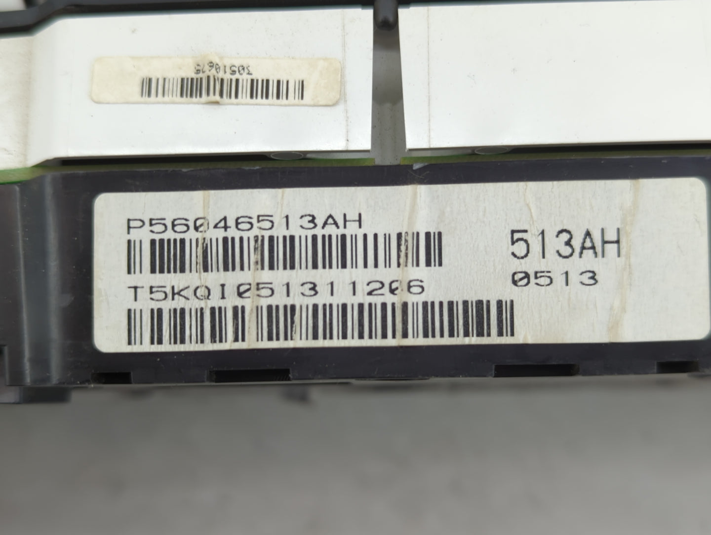 2011-2014 Dodge Avenger Instrument Cluster Speedometer Gauges P/N:P56046513AH Fits Fits 2011 2012 2013 2014 OEM Used Auto Pa