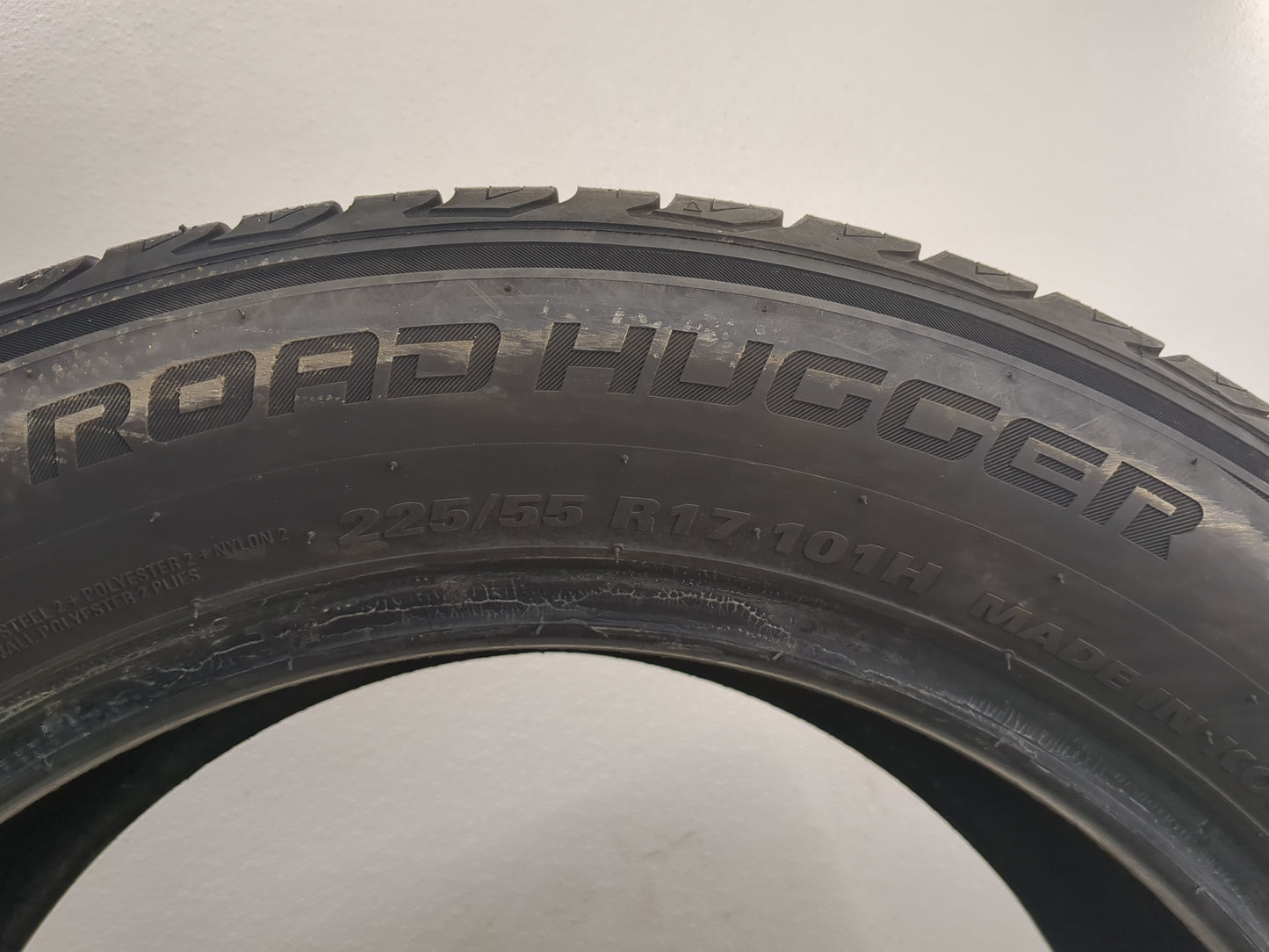 Used Tire 225/55R17 ROAD HUGGER GTP AS/02 101H - Tread Depth 8.5/32 - Oemusedautoparts1.com