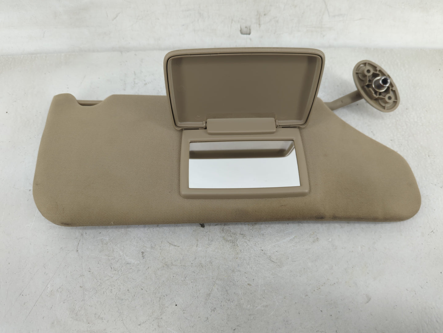 2011-2014 Dodge Avenger Sun Visor Shade Replacement Passenger Right Mirror Fits Fits 2011 2012 2013 2014 OEM Used Auto Parts