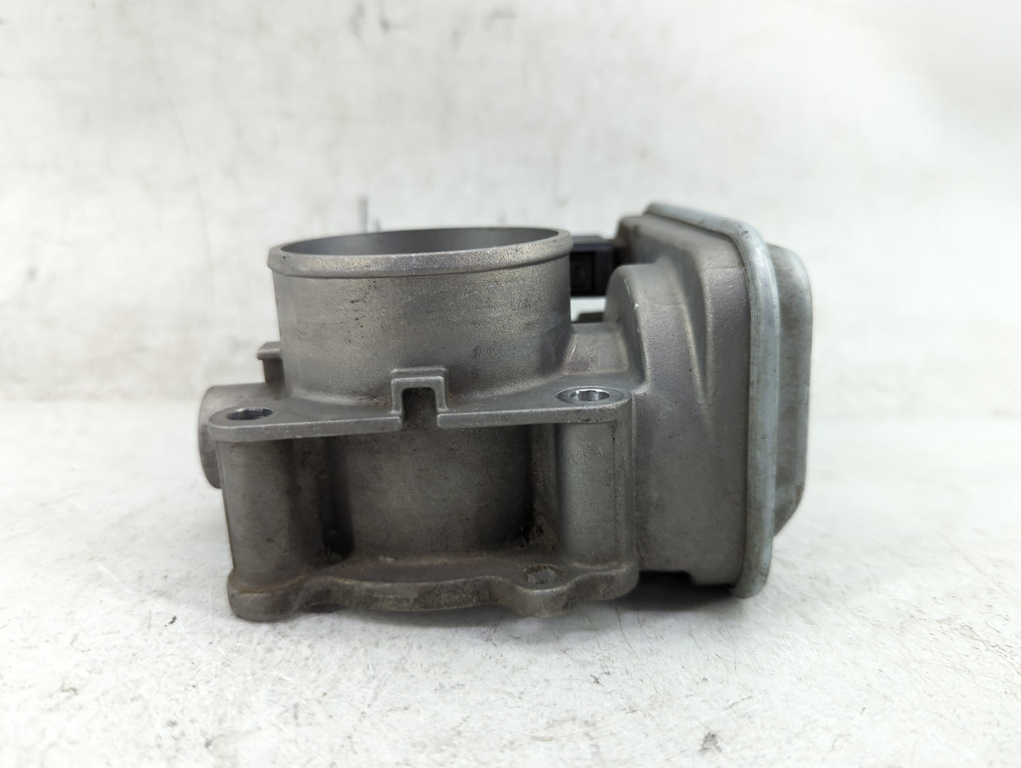 2008-2014 Dodge Avenger Throttle Body Fits Fits 2007 2008 2009 2010 2011 2012 2013 2014 2015 2016 2017 2018 OEM Used Auto Pa