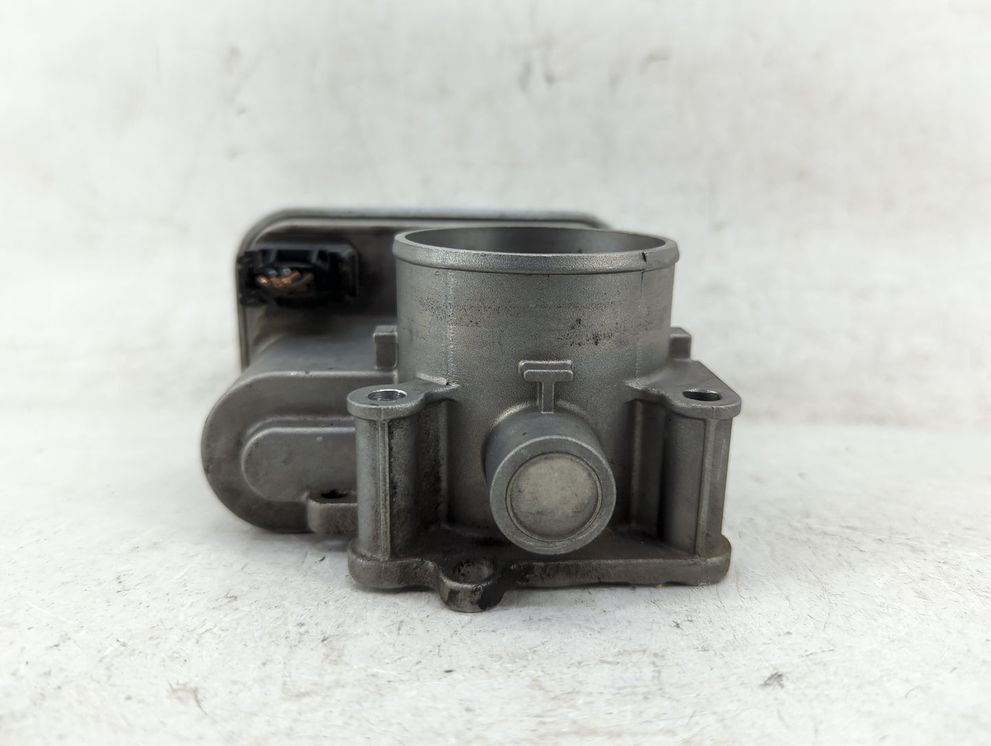 2008-2014 Dodge Avenger Throttle Body Fits Fits 2007 2008 2009 2010 2011 2012 2013 2014 2015 2016 2017 2018 OEM Used Auto Pa