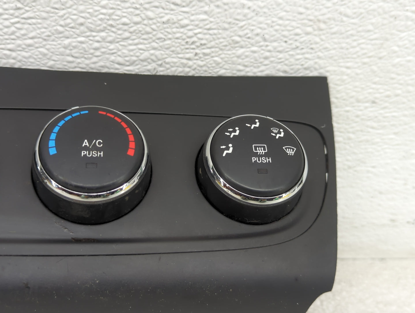 2010-2014 Dodge Avenger Climate Control Module Temperature AC/Heater Replacement Fits Fits 2010 2011 2012 2013 2014 OEM Used